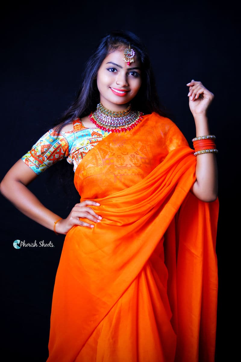Modeling photography in Nizamabad, Telangana — frame 17 of 25 by Phorish Shoots